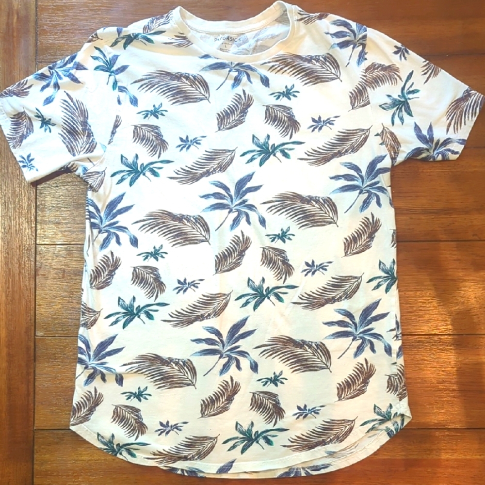 PacSun Basics Scalloped Palm Tee